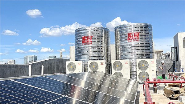 索良实业云智能热水模块携手光伏技术，成功助力长沙航天学校热水供应系统升级